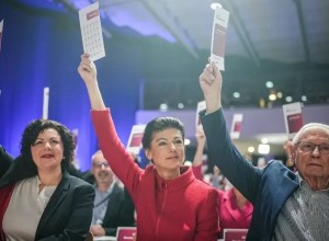 В ФРГ начался съезд партии Вагенкнехт с выражения благодарности Красной Армии