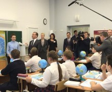 Школа №102 имени Героя СССР Георгия Бочарникова