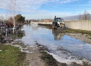 В хуторе Ленина установят гидротехнические сооружения на затопляемом кладбище