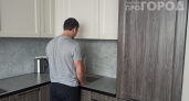 Забудьте про скучную плитку: 15 смелых решений для кухонного фартука, которые украсят интерьер