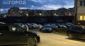 Перекрывают выезд и вымогают деньги прямо на парковке: новая схема автоподставы, которая может стоить вам тысяч рублей