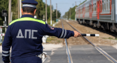 На переезде под Анапой легковушка столкнулась с поездом Анапа — Москва