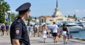 В районе Морского порта Сочи усилили контроль за навязыванием туристических услуг