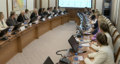 В Краснодаре в День учителя наградили почти 300 наставников-просветителей