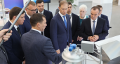 Мантурову на «Биопроме» показали регенерирующий гель кубанских разработчиков