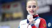 18-летняя гимнастка из Анапы Людмила Рощина завоевала серебро чемпионата мира в Роттердаме